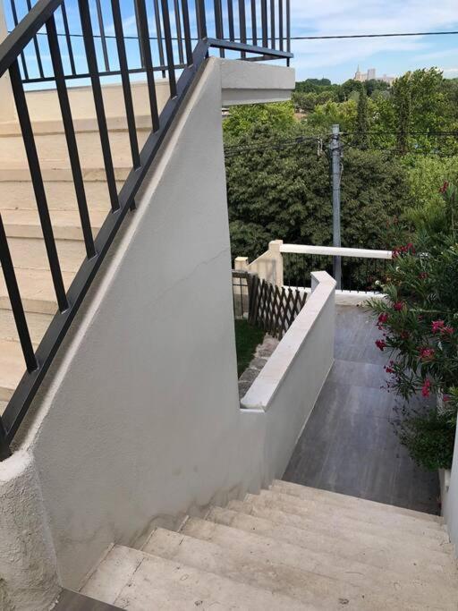 Apartmán Duplex Face Au Palais Des Papes Villeneuve-lès-Avignon Exteriér fotografie